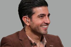 یک درخواست از فرهاد مجیدی و گل محمدی