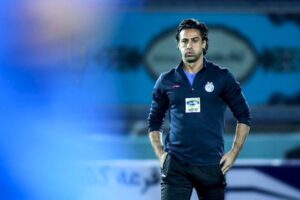 ببینید | وقتی فرهاد مجیدی مدافع استقلال را دکتر خطاب کرد