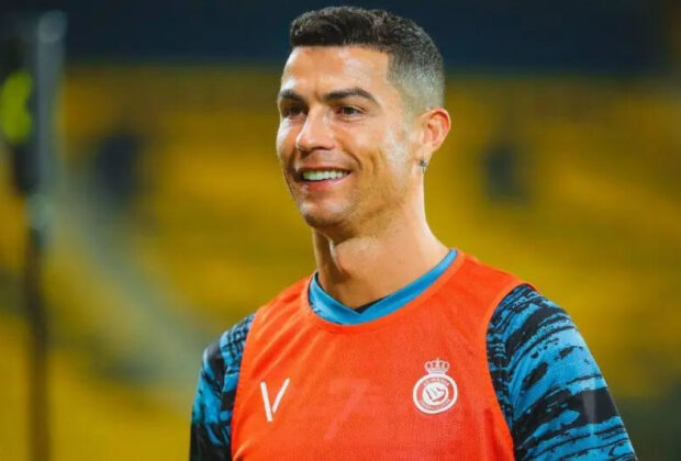 عکس  نمایش سیکس‌پک رونالدو در عربستان/کریستیانوی کوچک در راه پدر!