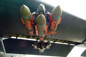 هدیه جدید برای اوکراین؛ بمب‌های هوشمند هدایت‌شونده / عکس