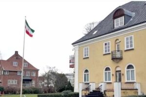 پیام مستقیم سفارت ایران به فردریکسن؛تعبیر رسانه‌های دانمارکی ازبیانیه سفارت علیه قرآن‌سوزی