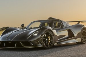 این خودروی آمریکایی، بوگاتی را شکست می‌دهد؟/ عکس