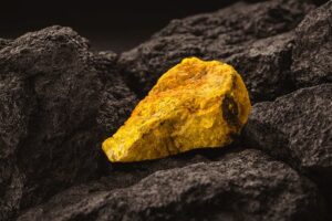 این ماده باارزش‌تر و پرتقاضاتر از طلا است!/ عکس