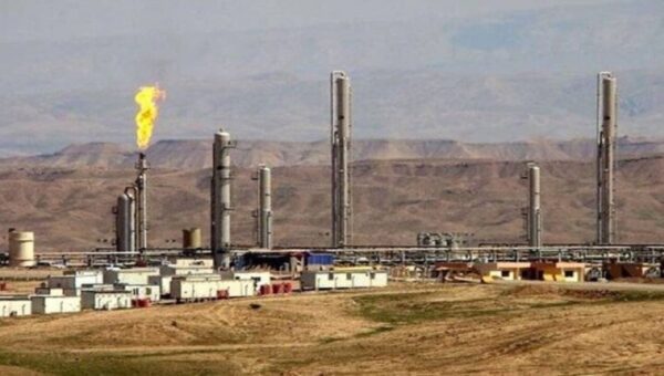 ببینید  حمله پهپادی به میدان گازی کورمور عراق؛ پای کدام کشور در میان است؟