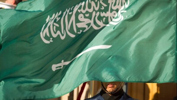 واکنش عربستان به سانحه برای بالگرد حامل رئیسی: در کنار ایران هستیم