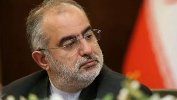 پاسخ حسام الدین آشنا به ادعای وزیر کشور درباره حماسه بودن حضور مردم در انتخابات ۲۱ اردیبهشت