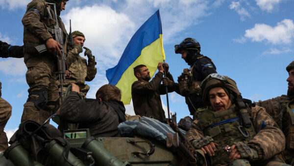 ببینید  تصاویر منتشر شده از ابراز انزجار سربازان اوکراینی از ترامپ