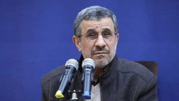ببینید  نقطه ضعف احمدی‌نژاد در مقابل بقایی به روایت امیری‌فر