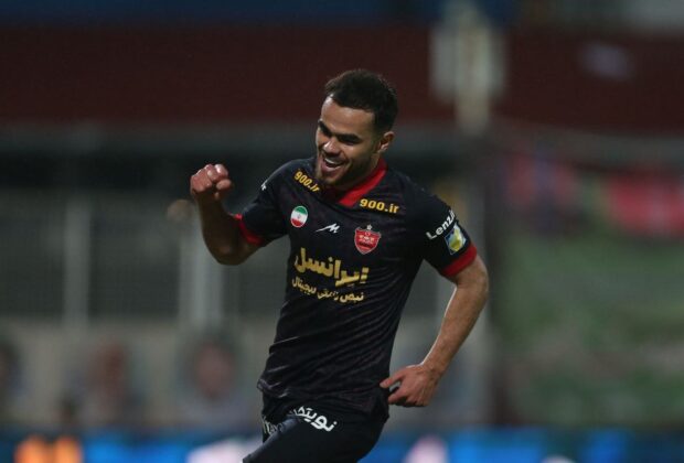 دردسر پرسپولیس و اورونوف برای 11 روز!