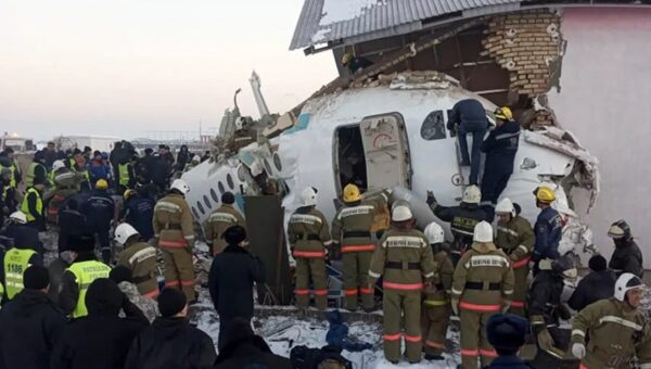 ببینید  لحظه تلخ و دردناک اشهد خواندن مسافران هواپیمایی آذربایجان لحظاتی پیش از سقوط