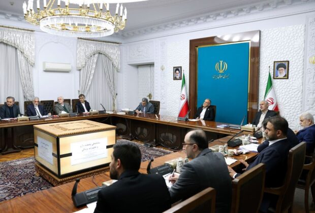 پزشکیان: هدف دولت رفع دغدغه مردم عادی برای دریافت خدمات درمانی باکیفیت و کم هزینه است/ کدام بیماران از درمان رایگان برخوردار می‌شوند؟