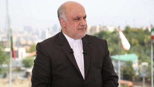 سفیر ایران در بیروت: در مساله خلع سلاح مقاومت دخالت نمی‌کنیم