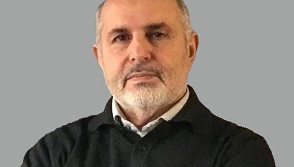 حق ملت بزرگ ایران را باید گرفت