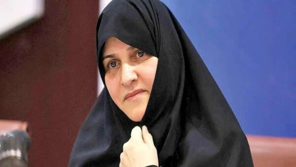 ببینید  جمیله علم الهدی: امروز فحشا کشور را با مشکلات جدی روبه رو کرده است