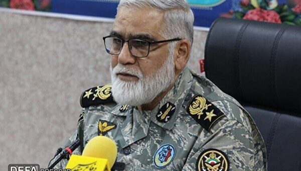 فرمانده ارشد نظامی: ارتش پیش از انقلاب شاید تجهیزات مدرنی داشت، اما وابسته بود/ ارتش قبل از انقلاب بدون حضور آمریکایی‌ها نمی‌توانست اقدامی انجام دهد