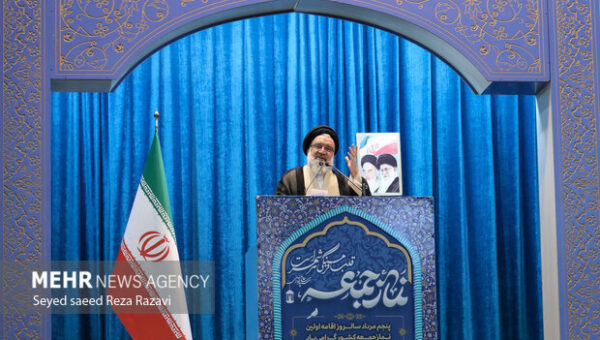 واکنش احمد خاتمی به سخنان ترامپ درباره تغییر نام خلیج فارس؛ همه ایرانیان، چه انقلابی و چه غیرانقلابی موضع گرفتند/ ایران نیازی به نیروی نیابتی ندارد