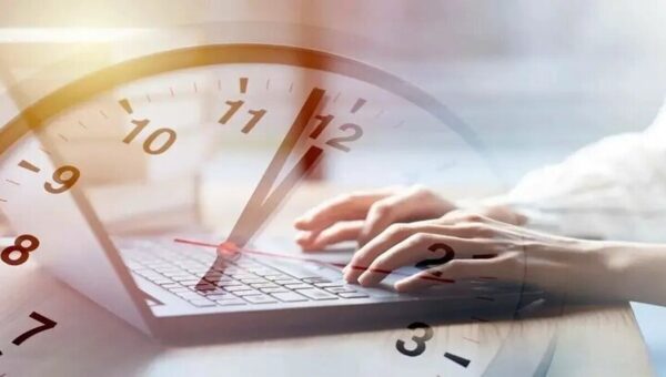ببینید   اصلاح مجدد ساعت کاری کارکنان