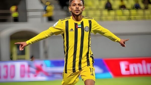 ببینید  گل اول الاتحاد کلبا به دبا الحصن توسط قائدی
