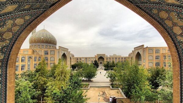 چرا حوزه‌های علمیه نتوانسته‌اند به نیازهای روز جامعه پاسخ دهند؟