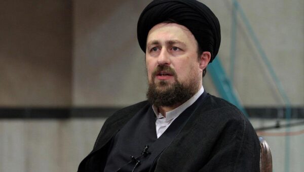 ببینید  حسن خمینی: خلیج فارس همیشه خلیج فارس بوده؛ هر کس بخواهد این نام را تغییر دهد، خود را مضحکه تاریخ کرده است