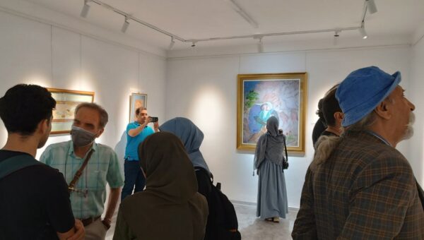 «بر و برگ رنگین» افتتاح شد/ نقطه تلاقی تجربه‌های مختلف در نگارگری