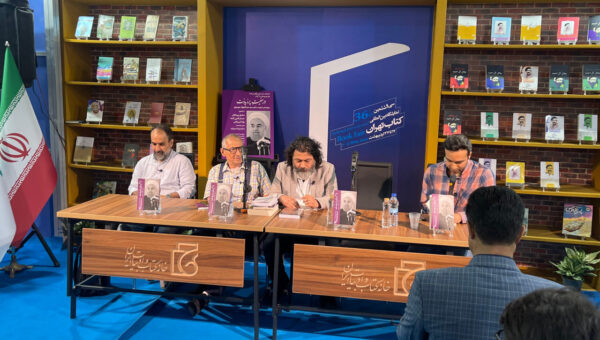 مدیون حسن روحانی هستیم/ روحانی برای محبوبیت تلاش زیادی نکرد اما برای توسعه کشور ریل گذاری کرد