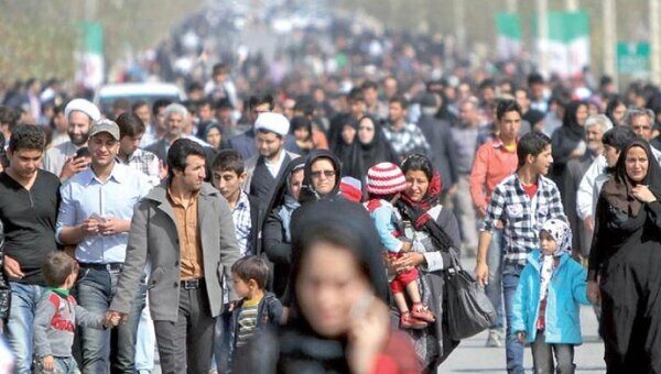سال ۱۴۰۳ کشور وارد چاله جمعیتی شد/ ارائه گزارش جمعیتی مجمع تشخیص به مقام معظم رهبری