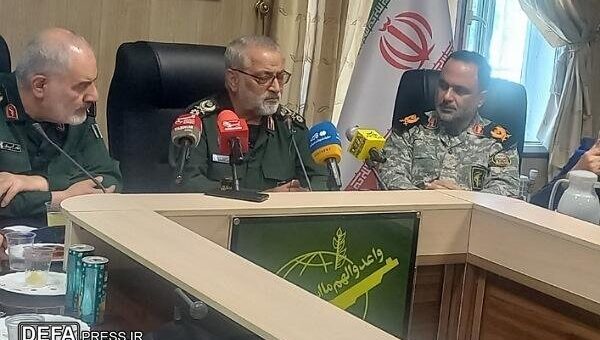 معاون ستاد کل نیروهای مسلح: دشمن برای ضربه زدن به ایران به سراغ فتنه می‌رود/ آمریکا با تشکیل ارتش ششم در حوزه جنگ شناختی، دنبال تصرف مغزها است