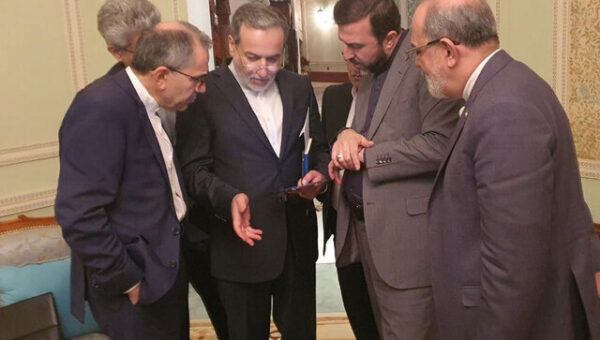 ببینید  لحظه خروج هیات ایرانی از محل مذاکرات غیرمستقیم با آمریکا