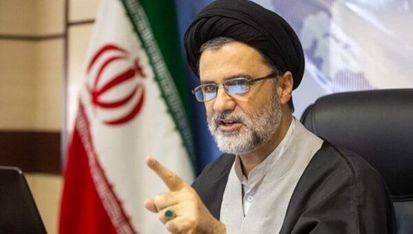 ببینید  نبویان: ما از غنی‌سازی ۲۰ درصد پایین‌تر نخواهیم آمد