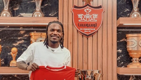عکس  تمرین بمب تابستانی پرسپولیس با لباس آبی