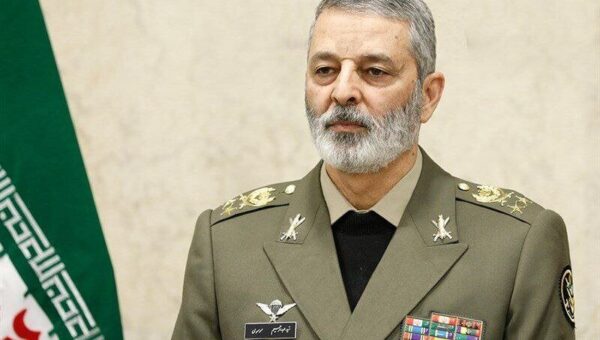 رئیس ستاد کل نیروهای مسلح: پس از حمله به العدید، سران آمریکا به التماس افتادند/ آنها برابر اراده جمهوری اسلامی ایران تسلیم شدند