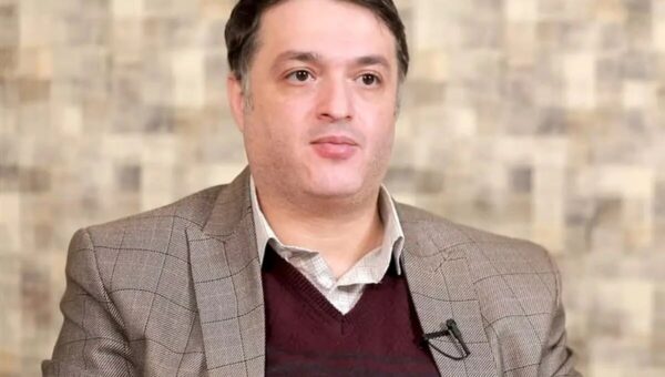 ببینید  کنایه محمد قوچانی به وحید جلیلی روی آنتن زنده