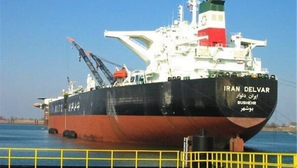 اعتراف روزنامه منتقد دولت چهاردهم به موفقیت‌های این دولت در صادرات و فروش نفت