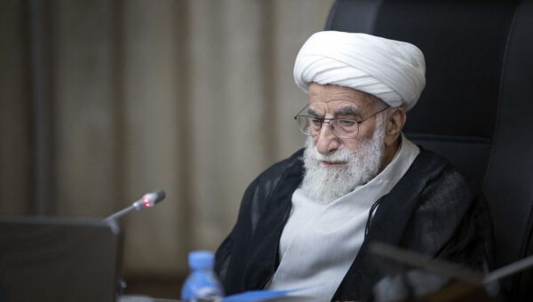 عکس/ آیت‌الله جنتی در ۵۶ سالگی؛ سال ۱۳۶۱