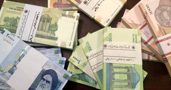 ببینید  حمله تند عضو شورای شهر: کسری بودجه خود را چرا از جیب مردم جبران می‌کنید؟
