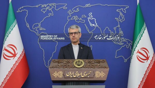 پاسخ سخنگوی وزارت خارجه درباره از سرگیری مذاکرات میان ایران و آمریکا/تماس‌هایی به‌صورت غیرمستقیم وجود دارد