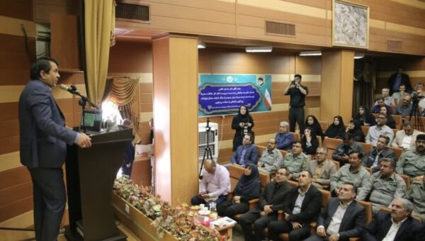 تاکید استاندار کرمان بر احیای تالاب‌های استان