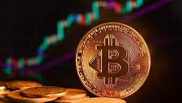 بیت‌کوین نزدیک قله تاریخی/ بازار کریپتو در آستانه صعود؟