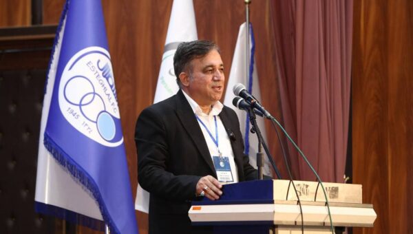 واکنش تاجرنیا به تغییر در مدیریت استقلال