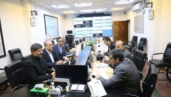 در سفر معاون وزیر راه به آذربایجان‌غربی چه تصمیماتی گرفته شد ؟ / این استان شایسته جاده‌های ایمن است