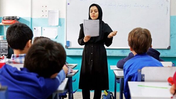 ببینید  شهریه مدارس غیرانتفاعی بین ۲۰ تا ۱۴۵ میلیون تومان