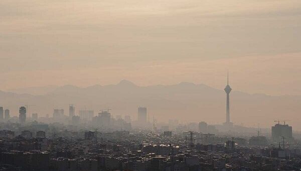 مهرماه آلوده تهران؛ پایتخت نشینان فقط ۱۰ روز هوای مطلوب تنفس کردند