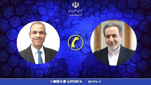 رایزنی عراقچی با همتای مصری