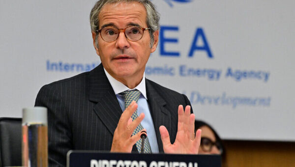 ببینید  پاسخ مبهم گروسی به تناقض در گزارشهای آژانس درباره فعالیتهای هستهای ایران