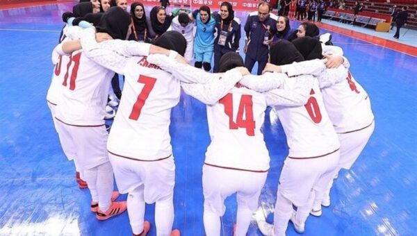 ببینید  لحظه قهرمانی تیم ملی فوتسال بانوان جوانان ایران در بازی‌های آسیایی بحرین و سجده شکر بازیکنان