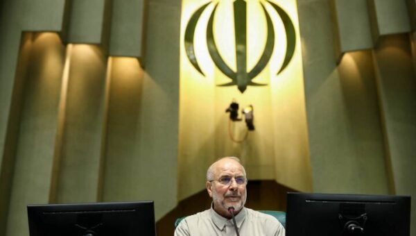 ببینید  انتقاد قالیباف از روحانی و ظریف به خاطر انتقاد از روسیه!