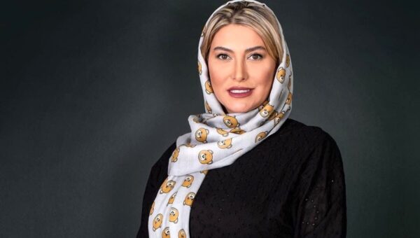 عکس  ساعت ۴ میلیارد تومانی فریبا نادری با ۴۰ عدد الماس تراش خورده!