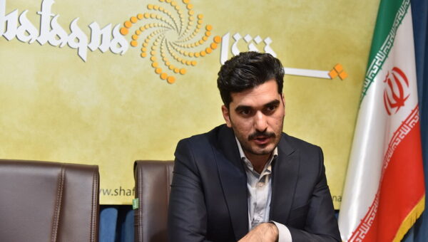 واکنش عضو شورای اطلاع رسانی دولت به ادعای خضریان درباره حقوق ۲۰۰ میلیون تومانی؛ شکایت می‌کنم تا ثابت کنی!