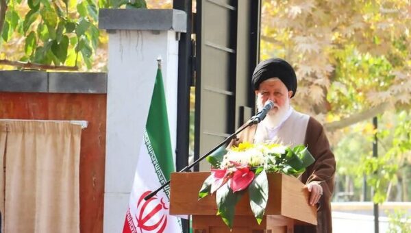 «نگاه جنسیتی»، بزرگترین ظلم به زن در طول تاریخ است